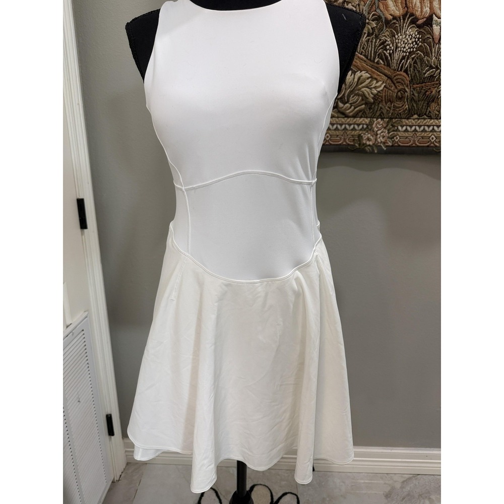 Lululemon Athletica Dress Womens 8 White High Neck Crossback Tennis Fit Flare